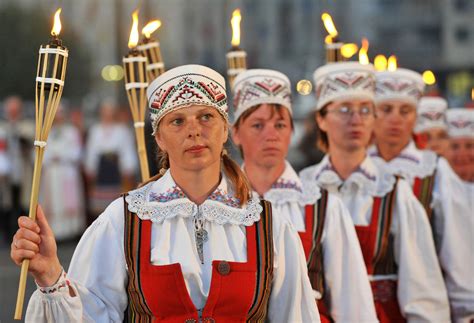 hombres finlandeses|Conocer a personas en Finlandia